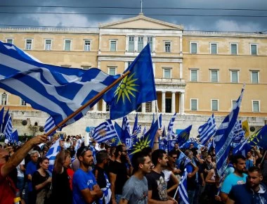 Έρευνα MRΒ: Το 70% των Ελλήνων λέει «ΟΧΙ» στη Συμφωνία των Πρεσπών